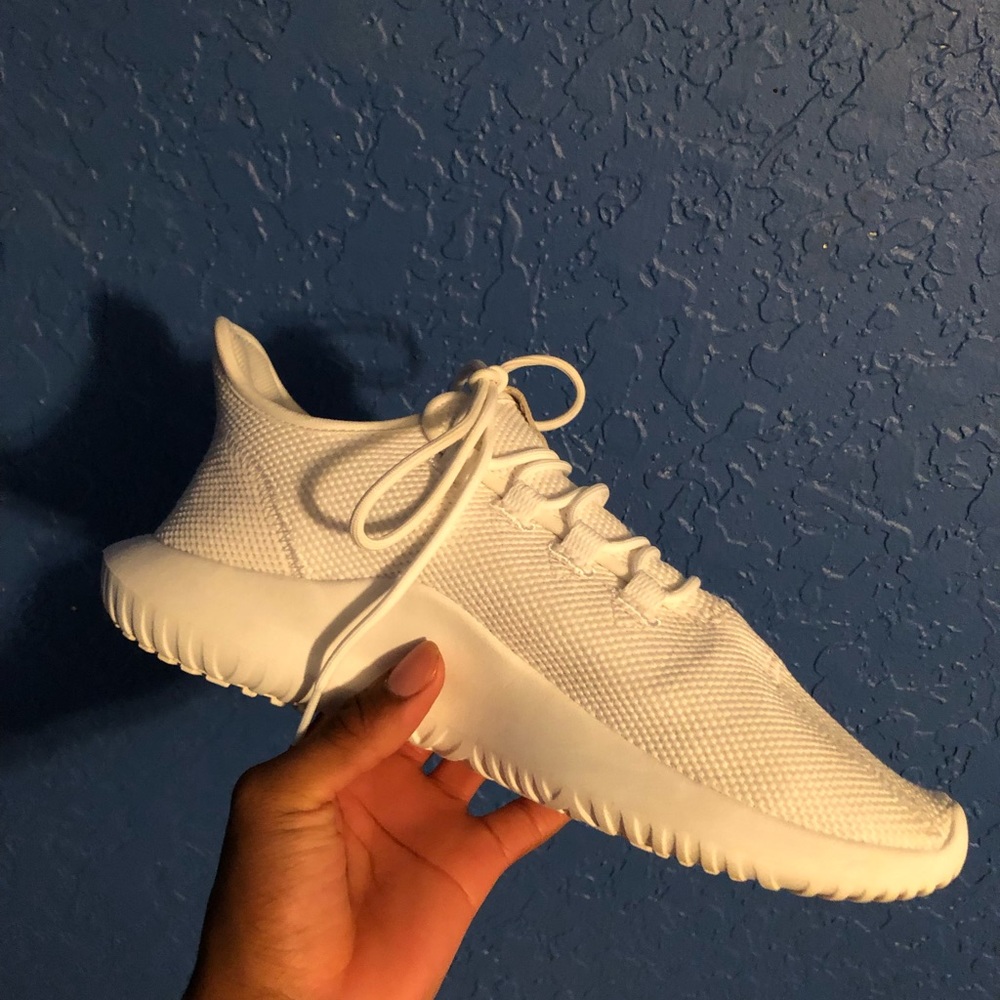 Adidas tubular shadows